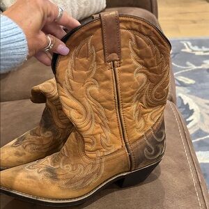 Laredo Tan Leather Cowboy Boots